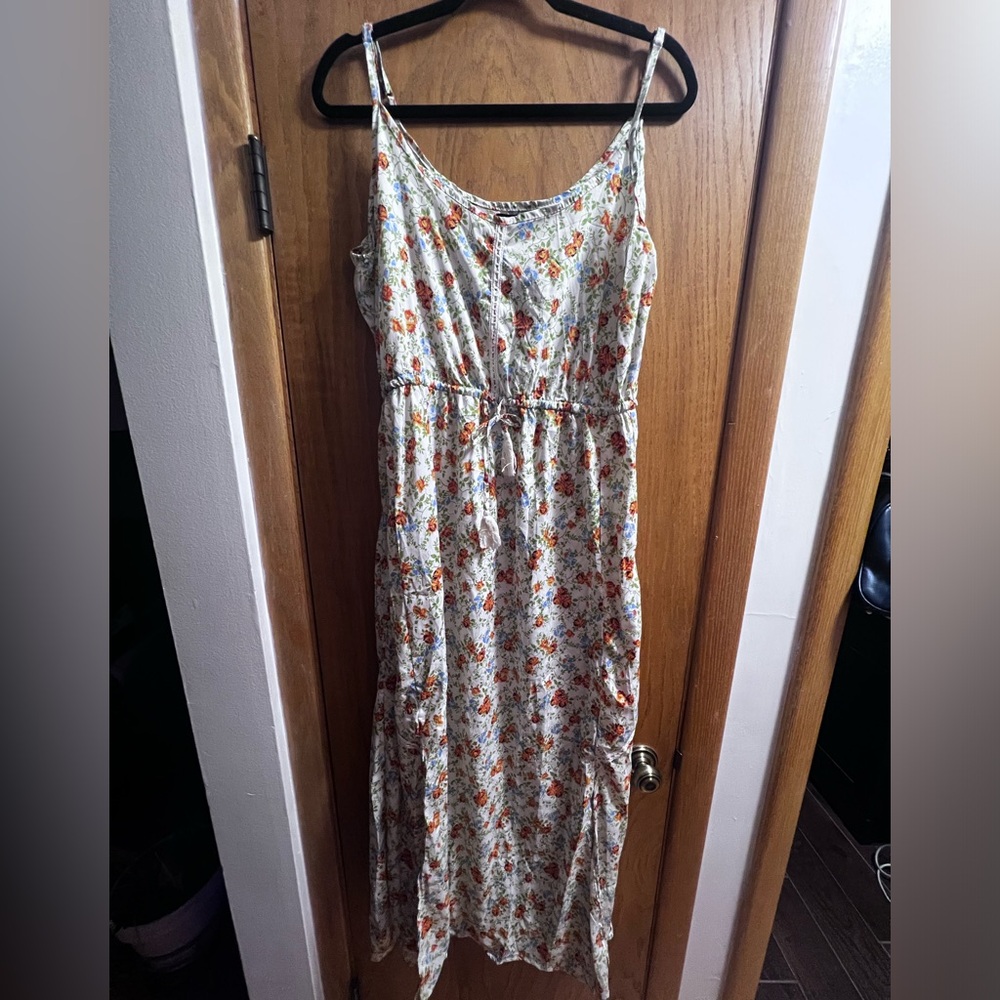 NWT summer floral lightweight dress. XL